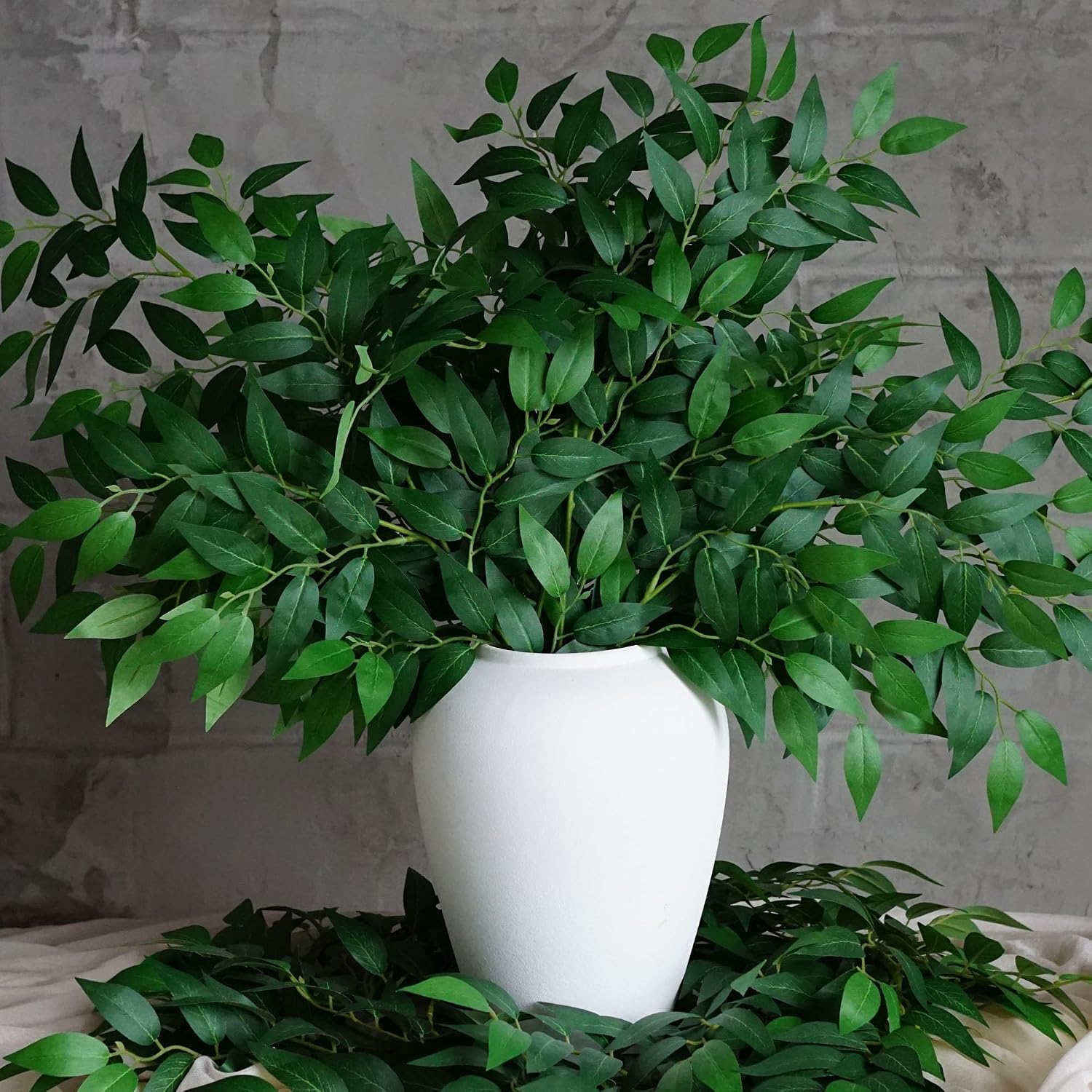 Ruscus Stem Faux - 130 Buah Batang Daun Ruscus Smilax